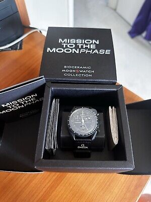 Omega x Swatch Mission To The Moonphase New Moon Snoopy Omega x Swatch Mission To The Moonphase New Moon Snoopy