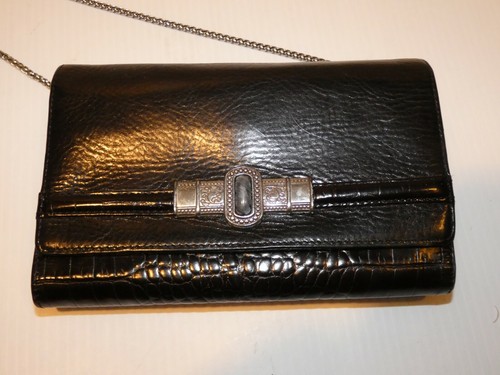 Cartera monedero de cuero negra Mark Lifey, correa de hombro de metal tono plateado - Imagen 2 de 9