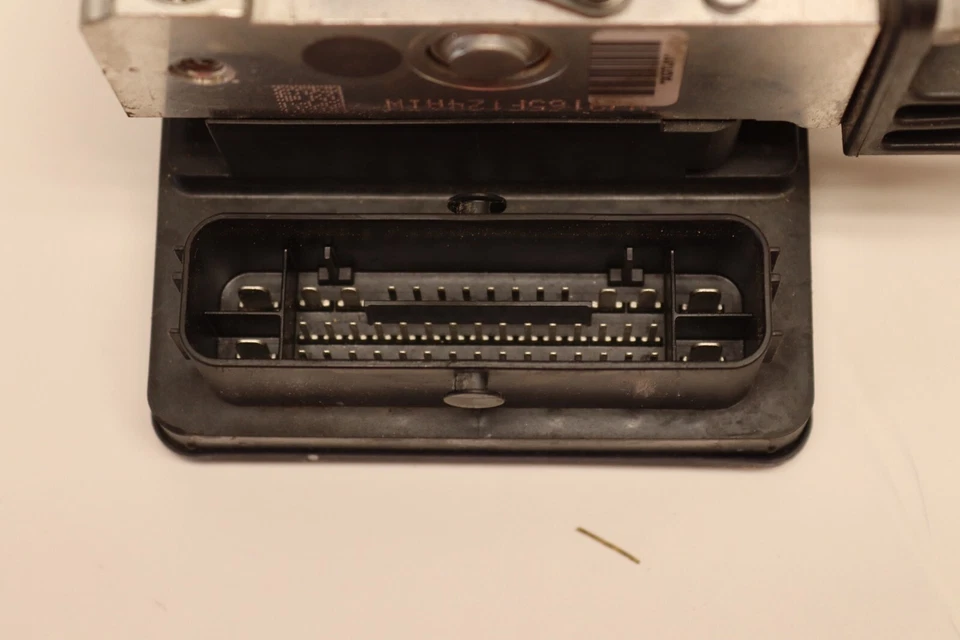 2020-2021 BUICK ENCLAVE FWD POWER ANTI LOCK ABS BRAKE PUMP PRE-CRASH SYSTEM OEM - Image 2 of 4