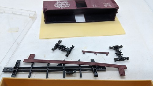 HO Train Miniature Of Illinos: NEW HAVEN 154931 Boxcar. Rare Vintage Unbuilt Kit - Picture 5 of 6