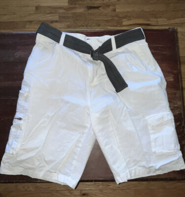AIRWALK SHORTS MEN S SIZE 38 WHITE W. BLACK BELT