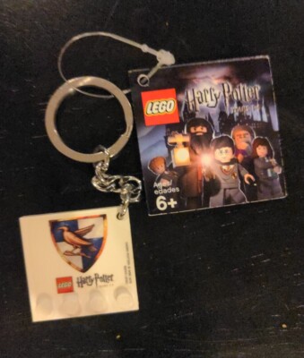 LEGO HARRY POTTER 850507 Ravenclaw Crest Keychain Hogwarts NWT RETIRED