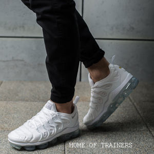 air vapormax plus all white