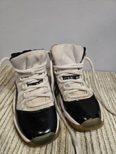 Nike Air Jordan 11 Retro Concord 2011 378038-107 White Black Size 4.5Y