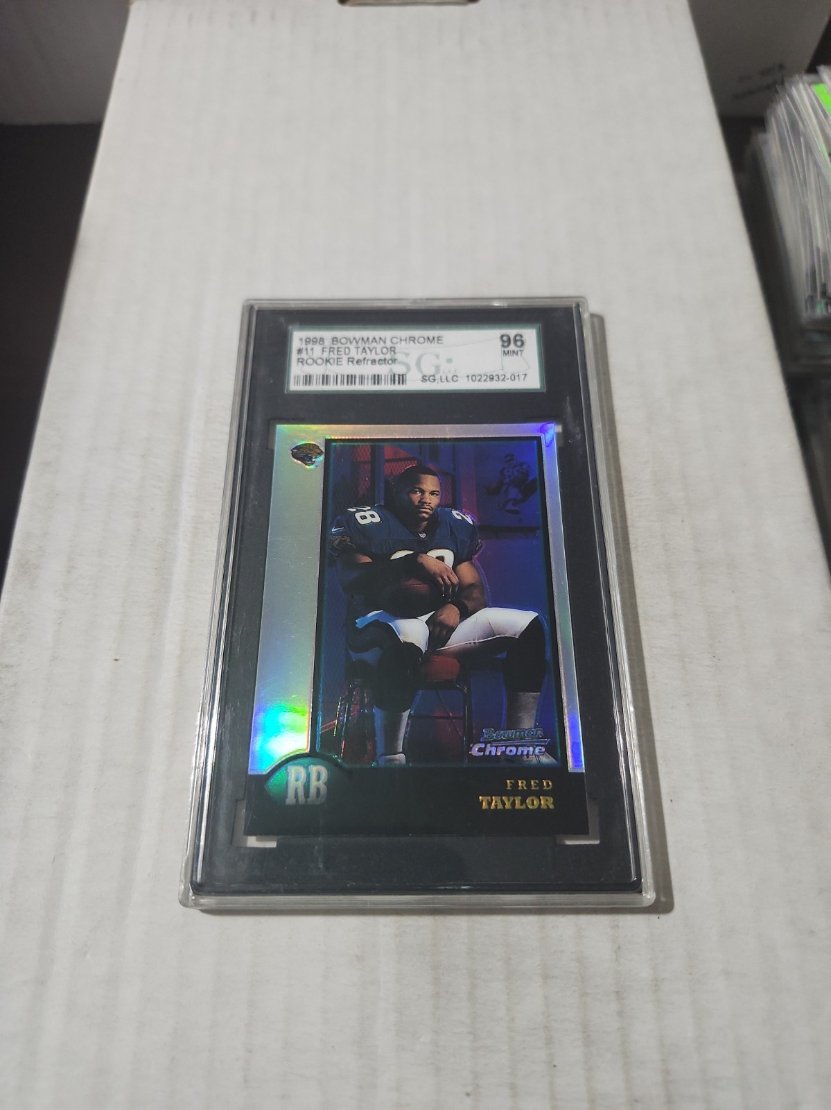1998 Bowman Chrome Refractor Fred Taylor Rc # 11 SGC 96