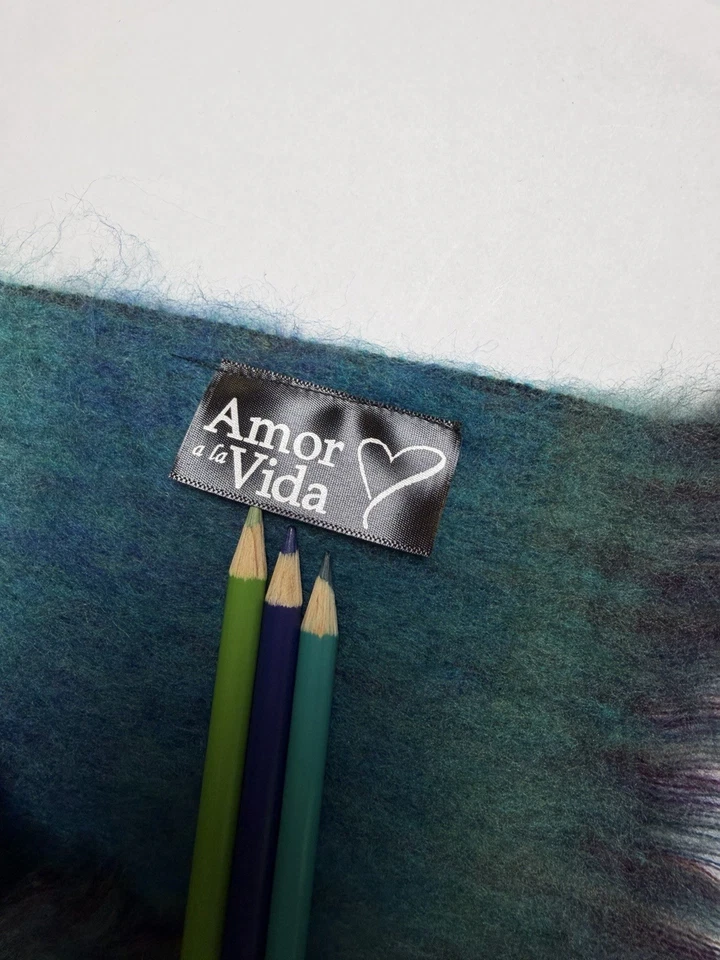 Poncho de Alpaca Talla Única Para Todos Gran Tamaño Lana de Alpaca Boho Acogedor Hecho en Ecuador Foto 2 de 4