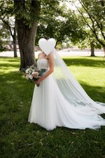 Ivory Tulle Lace Sleeveless A-Line Wedding Dress with Train and Zipper Back