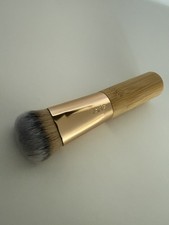 Tarte the Buffer Airbrush Finish Bamboo Foundation Brush Kabuki Liquid Powder