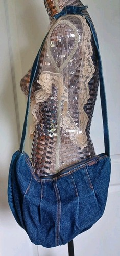 VINTAGE SHANE DARK DENIM PLISSEE SCHULTERTASCHE MIT KNOTEN BINDERIEMEN REISSVERSCHLUSS