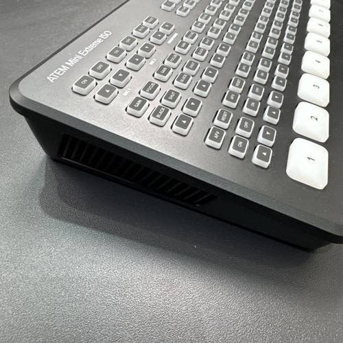 Blackmagic Design ATEM Mini Extreme ISO Top Zustand Funktioniert Getestete Box - Bild 3 von 13