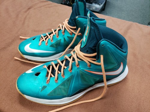 Nike Lebron X 10 541100-302 Miami Dolphins Atomic Teal Mens Size 11 Shoe