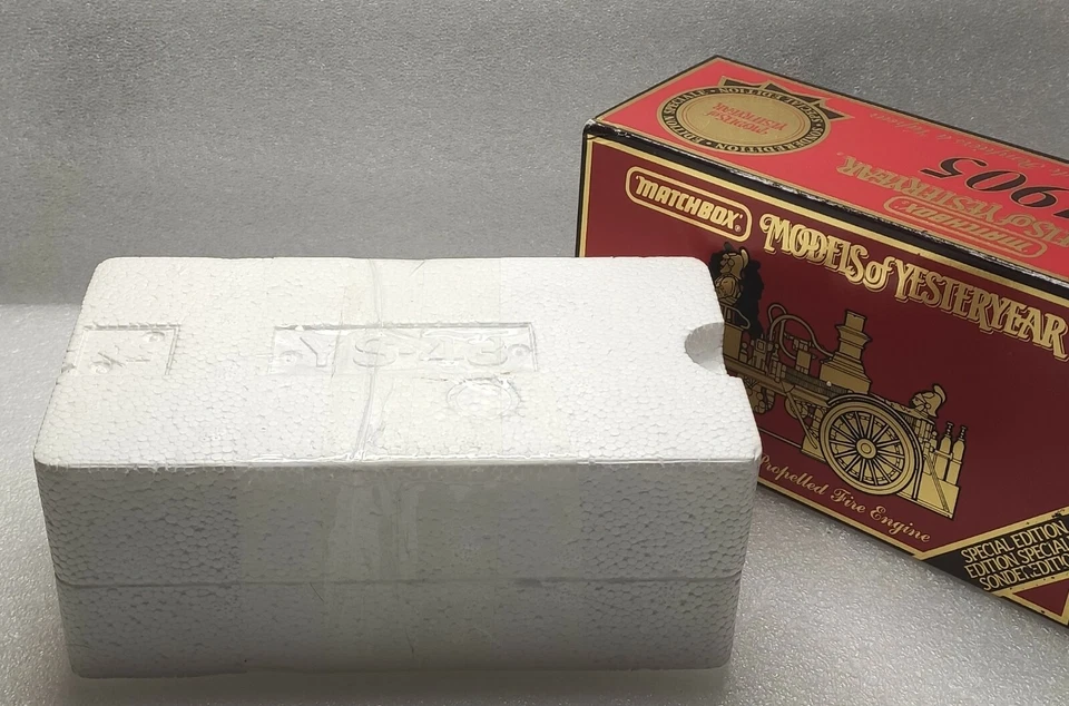 Matchbox Models of Yesteryear YS-43 1905 Busch Self Propelled Fire Engine NEW - Bild 4 von 4