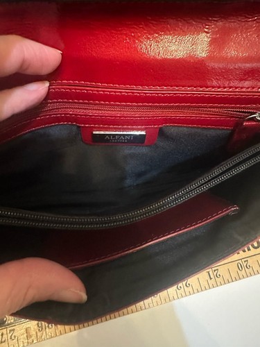 Alfani Womens Clutch Wristlet Red Burgundy Patent Leather Purse Bag Retro Nice! - Picture 12 of 15