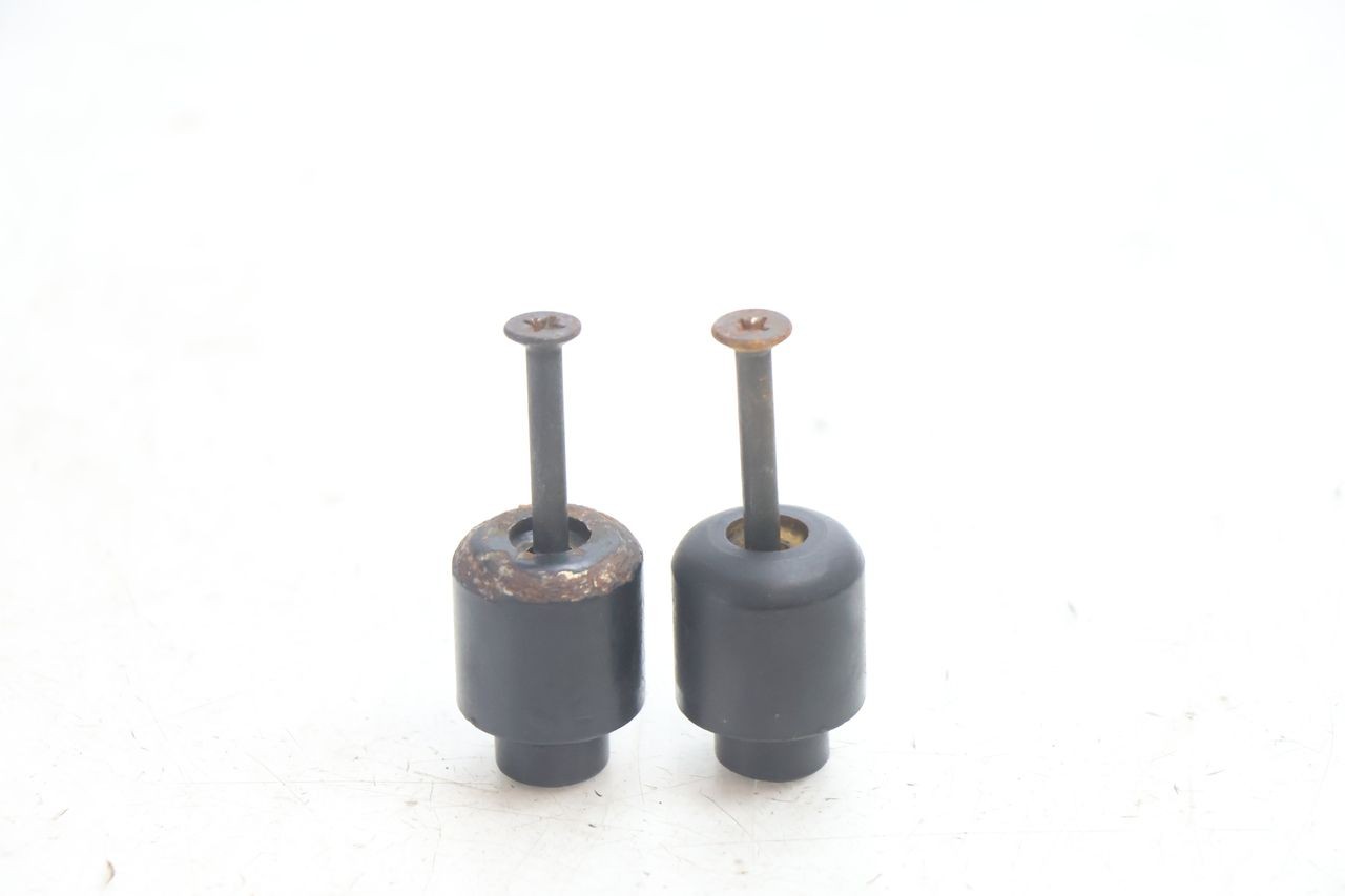HANDLEBAR ENDS - RAZZO STEED 125 (2012 - 2018)