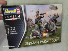 Revell WW II German Paratroops Soldier Figures 1/72 02532