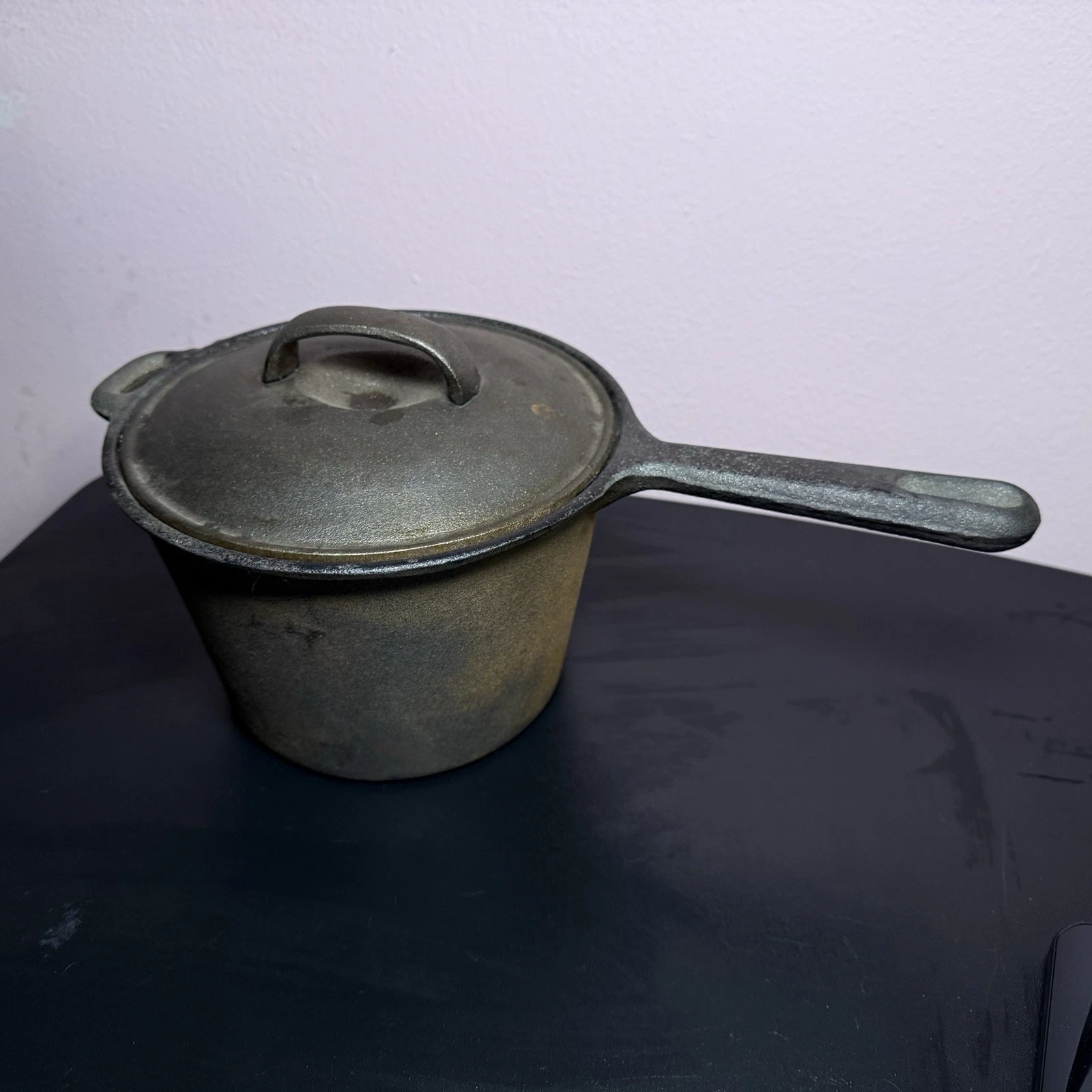 Vintage Cast Iron Saucepan Pot 3 Qt Stew Pan w/ Lid Heat Ring Unmarked