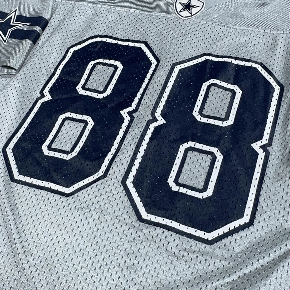 Camiseta Dez Bryant Dallas Cowboys Juvenil Grande Plateada NFL Bryant #88 Niños Fútbol Foto 4 de 4