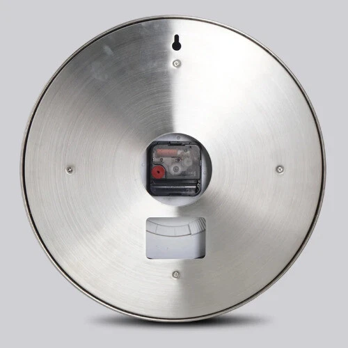 Reloj de Pared Moderno Diseño Metal Arte Reloj de Pared Hogar Grande Digital Luminiscente Foto 2 de 4