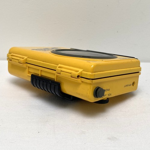 Sony giallo Walkman Sports WM-35 lettore di cassette stereo - Foto 3 di 6