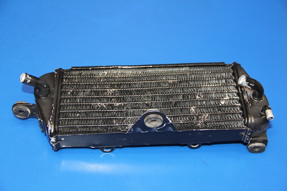 92-93 KX250 91-93 KX125 1993 radiador lateral izquierdo depósito de refrigerante refrigeración del motor Foto 3 de 4