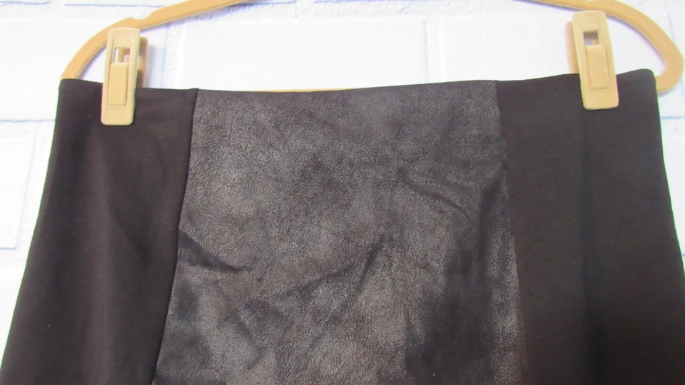 Новый с Ярлыками Xhilaration женщин карандаш юбка Sz L черный искусственной кожи панели задней молнии работы - Изображение 2 из 4