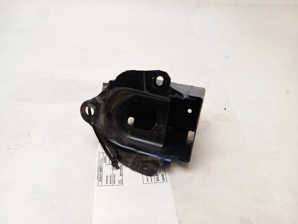 SOPORTE DE PARACHOQUES TRASERO IZQUIERDO SOPORTE MONTADO para TOYOTA PRIUS C 2013 OEM AB0482 Foto 3 de 4