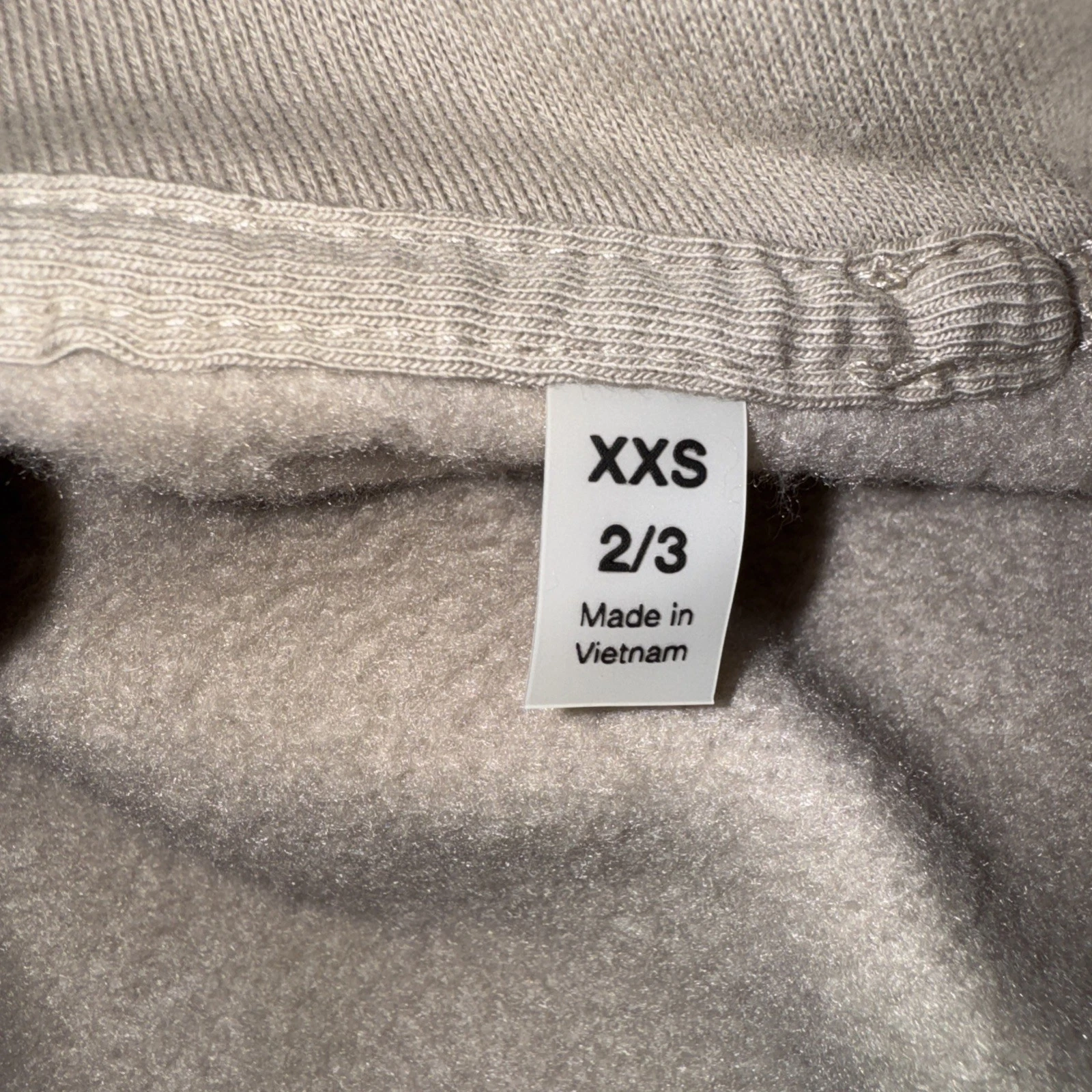 Felpa con cappuccio bambino Fear of God Essentials "Tan" taglia XXS (2 3) 192SU212133K FW21 nuova