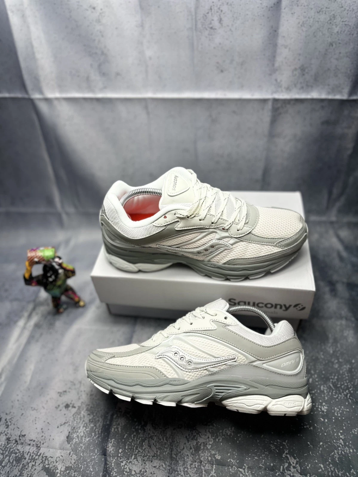 Saucony ProGrid Omni 9 'Fabricated Future Pack - Cloud Flint" UK 9 Trainers
