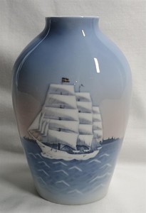 Vintage B&G Bing and Grondahl 1302 6239 Ceramic Vase Ship Sailboat
