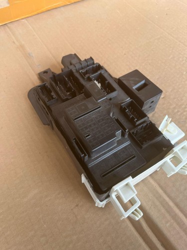 10 11 12 13 14 FORD MUSTANG Chassis Brain Box - Picture 3 of 7