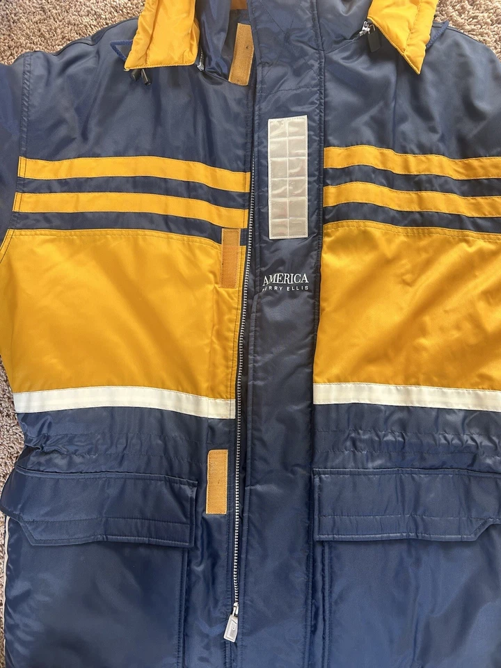 Men’s Vintage Perry Ellis America PufferCoat Jacket✨ - Image 2 of 4