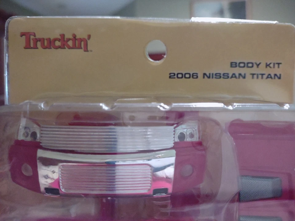 XMODS 2006 Custom RC Experience body kit RED NISSAN TITAN NEW 600-8022 - Image 4 of 4