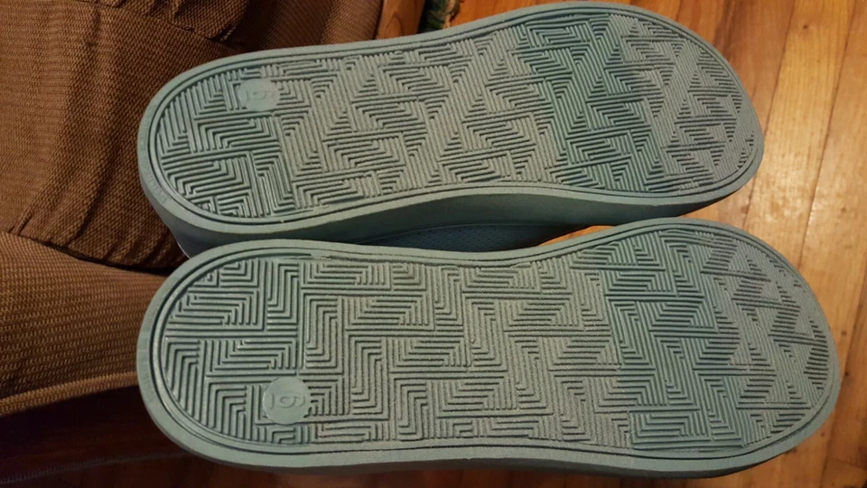 Women's Athletic Shoes, Art Class Zane, Dusty Blue, Size 6. Sneakers Walking NEW - Image 3 of 3