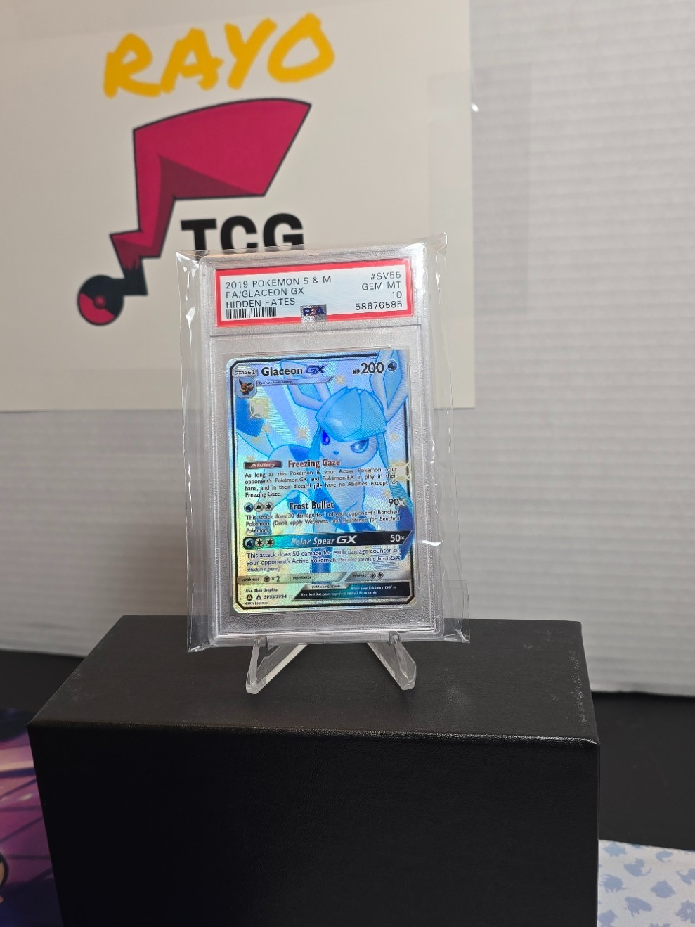 Pokemon TCG Glaceon GX Holo Ultra Rare Full Art Hidden Fates SV55/SV94 PSA 10