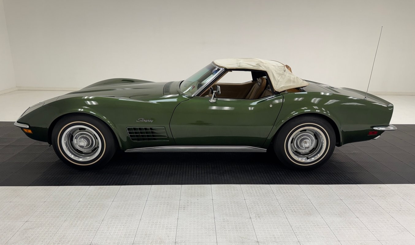1970 Donnybrooke Green Chevrolet Corvette   | C3 Corvette Photo 5
