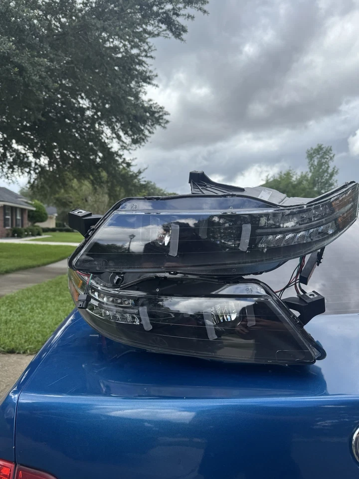 05-07 Acura TL Spyder® lado conductor y pasajero faros proyectores negros LED Foto 2 de 4