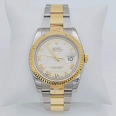 Men's Rolex DateJust 36mm 18K Gold / Steel Wristwatch with Egg Shell Dial.