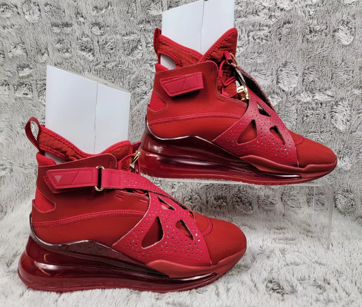 Nike latitude hotsell