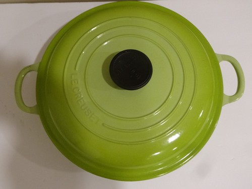 Le Creuset Buffet Casserole # 26 10.5" Lime Green Cast Iron - Picture 3 of 6