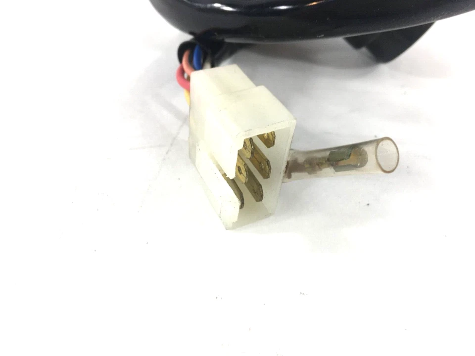 Interruptor de encendido Kawasaki GPZ550 ZX600 Foto 3 de 4