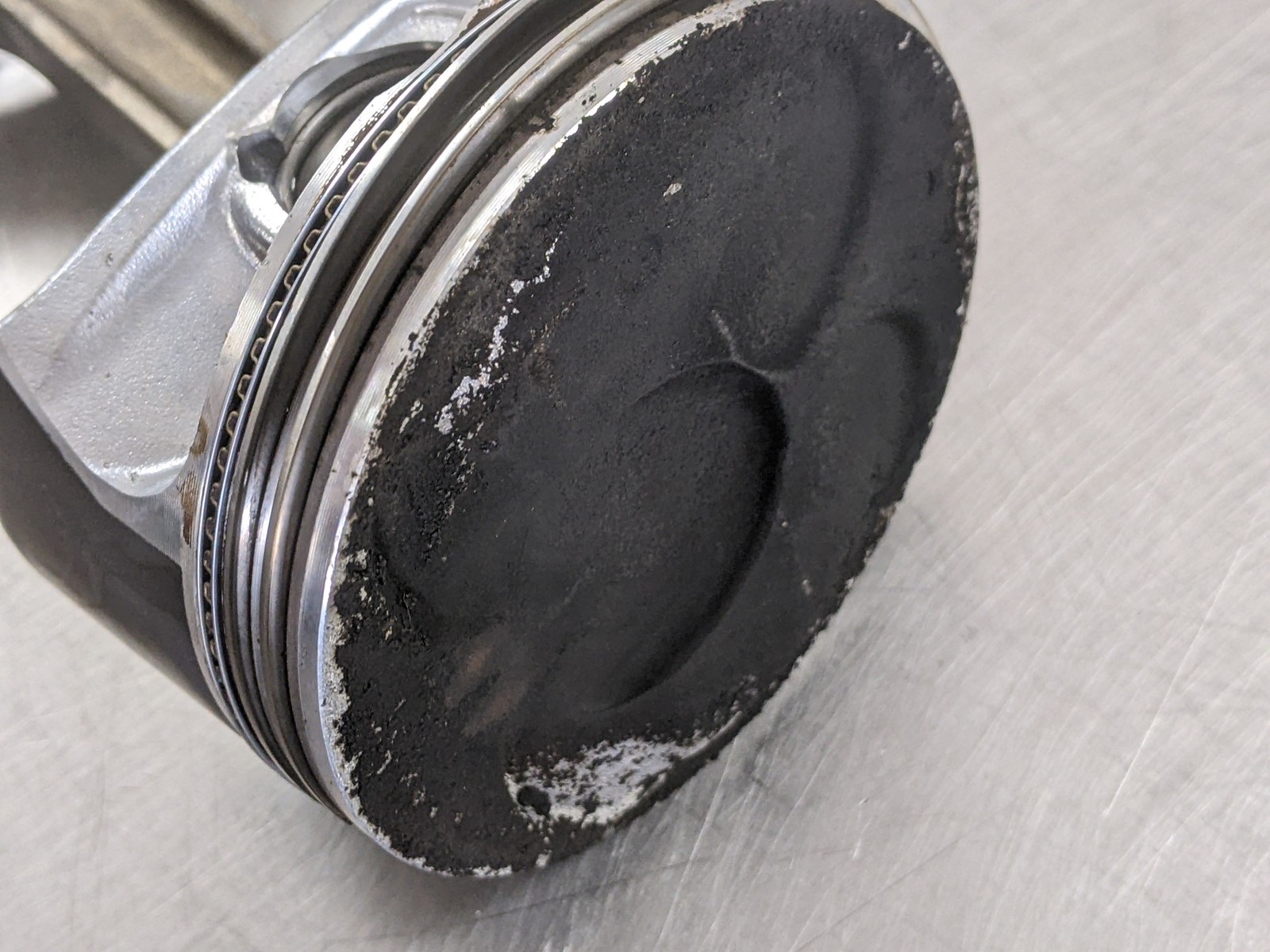 Piston and Connecting Rod Standard For 12-15 Kia Optima  2.4 235102G552