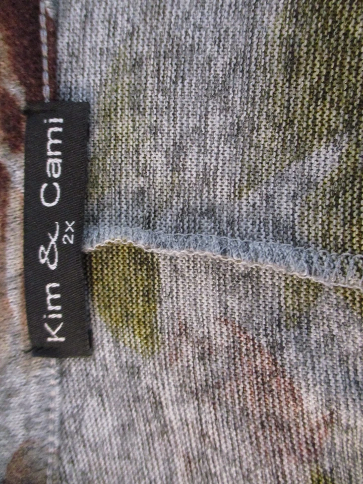 Top para mujer Kim & Cami talla 2X manga corta multicolor floral cuello redondo Foto 3 de 4