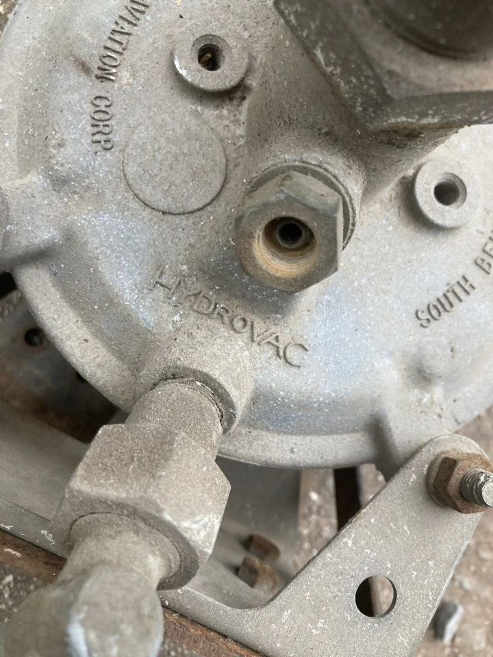 Núcleo de refuerzo de freno Buick Cadillac Bendix Hydrovac Hydrovac de colección OEM 1955 1956 1957 Foto 3 de 4