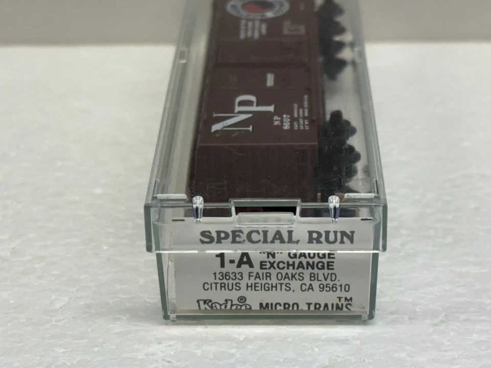 N Scale Kadee Micro Trains MTL Special Run 83-06 N Gauge Exchange NP 8607 - Image 3 of 4