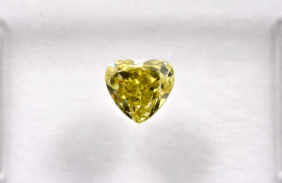 0,33 Ct.  Natural Diamond  | Heart Modified Brilliant (IGI-Expertise)