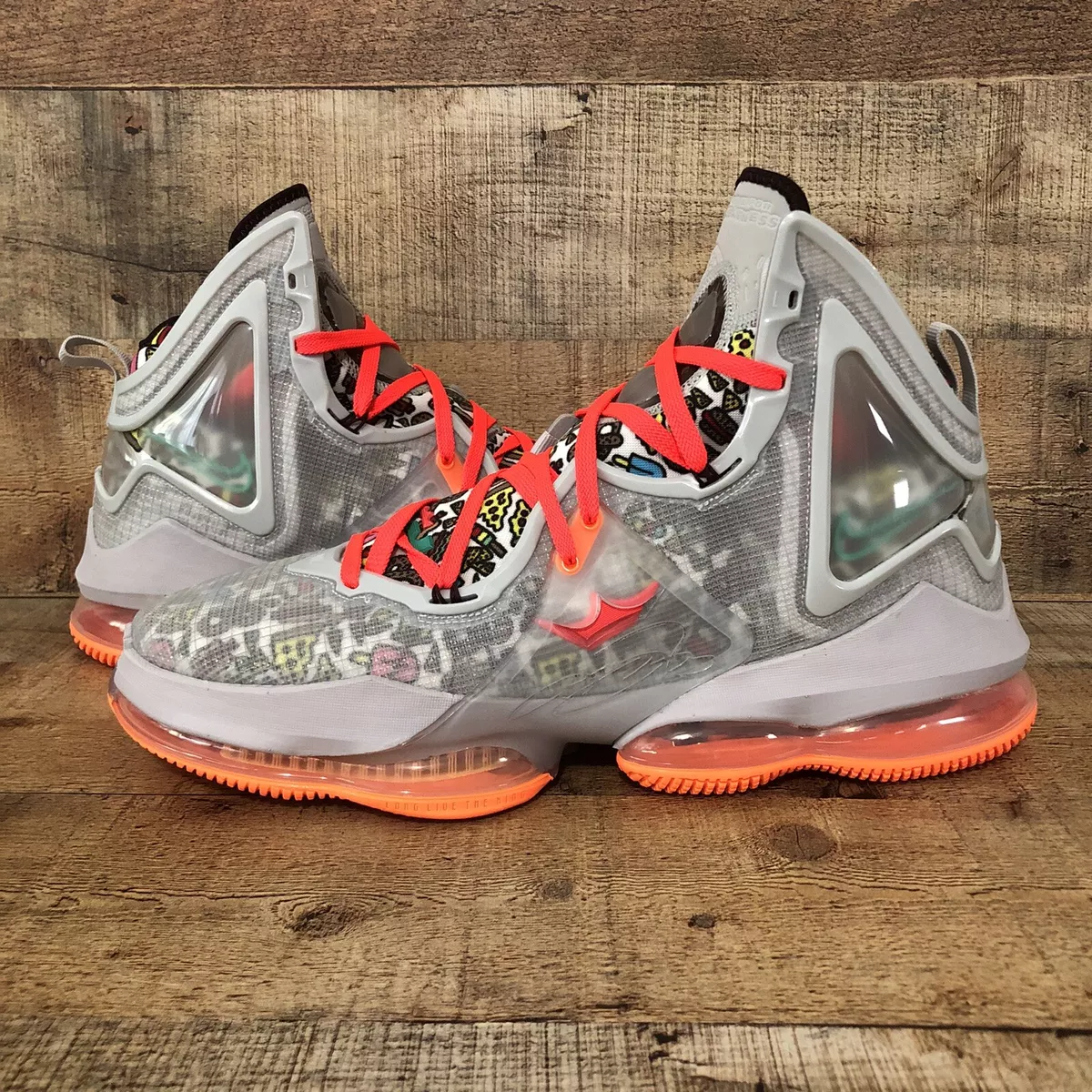 Nike grey hotsell and orange