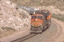 BNSF 3996 ET44C4 KINGMAN CANYON AZ ORIGINAL SLIDE 10-02-17 T14-9