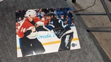 MATT DUMBA SIGNED TAMPA BAY LIGHTNING 8X10 FIGHT  PHOTO BECKETT