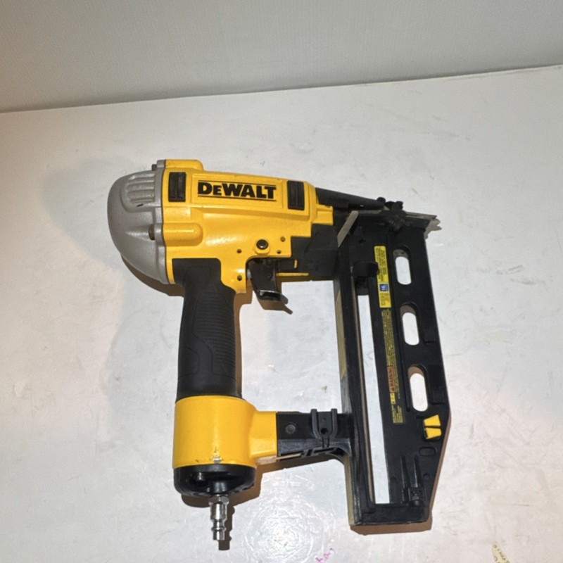 DEWALT 16 Gauge Finish Nail Gun for parts 110#5