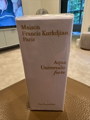maison aqua universalis forte 1.2 OZ 35 Ml